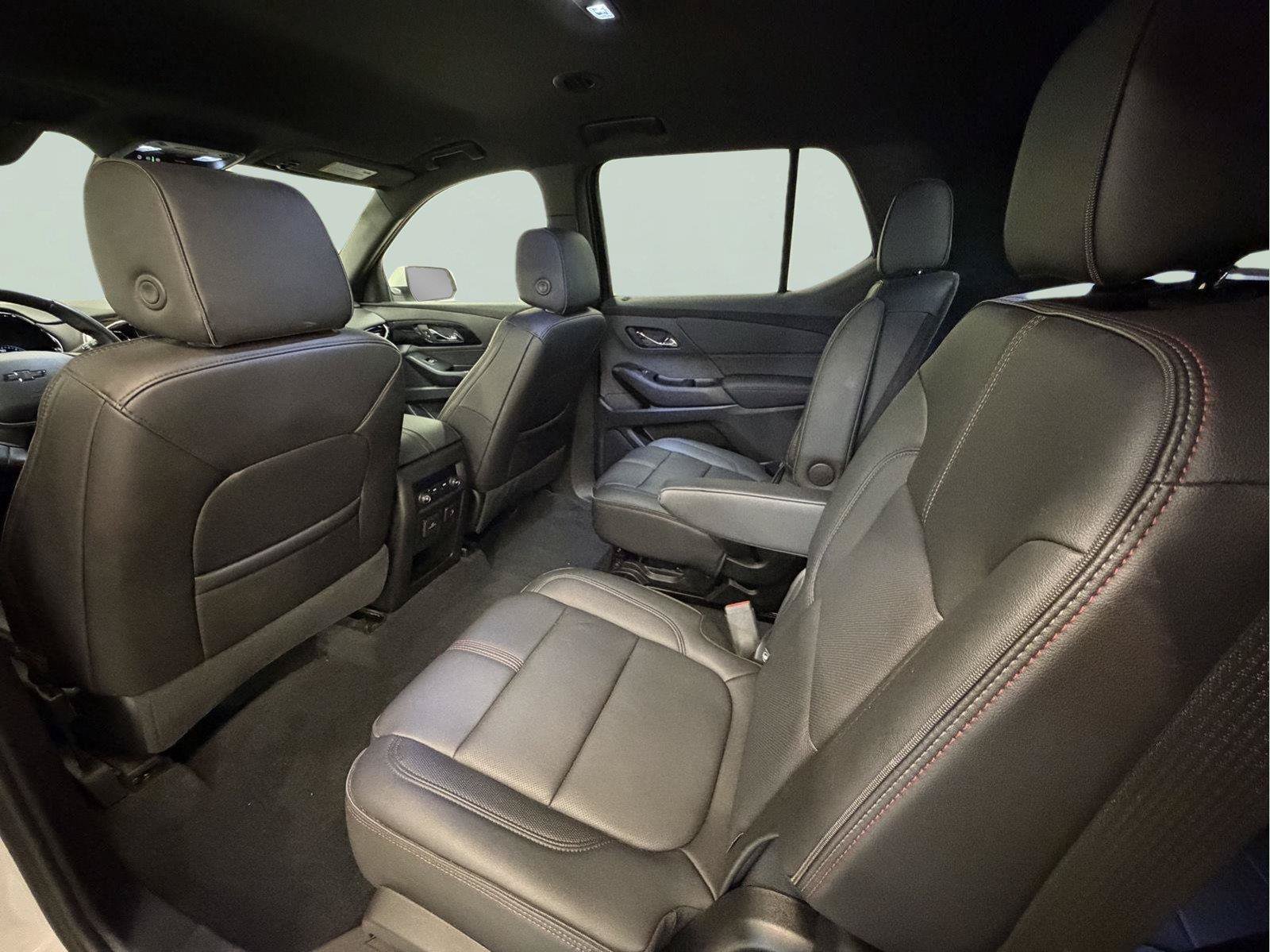 Used 2023 Chevrolet Traverse RS w/ LPO, Floor Liner Package AWD/4WD image 27