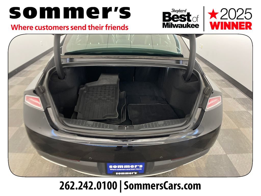 Used 2020 Lincoln MKZ image 19