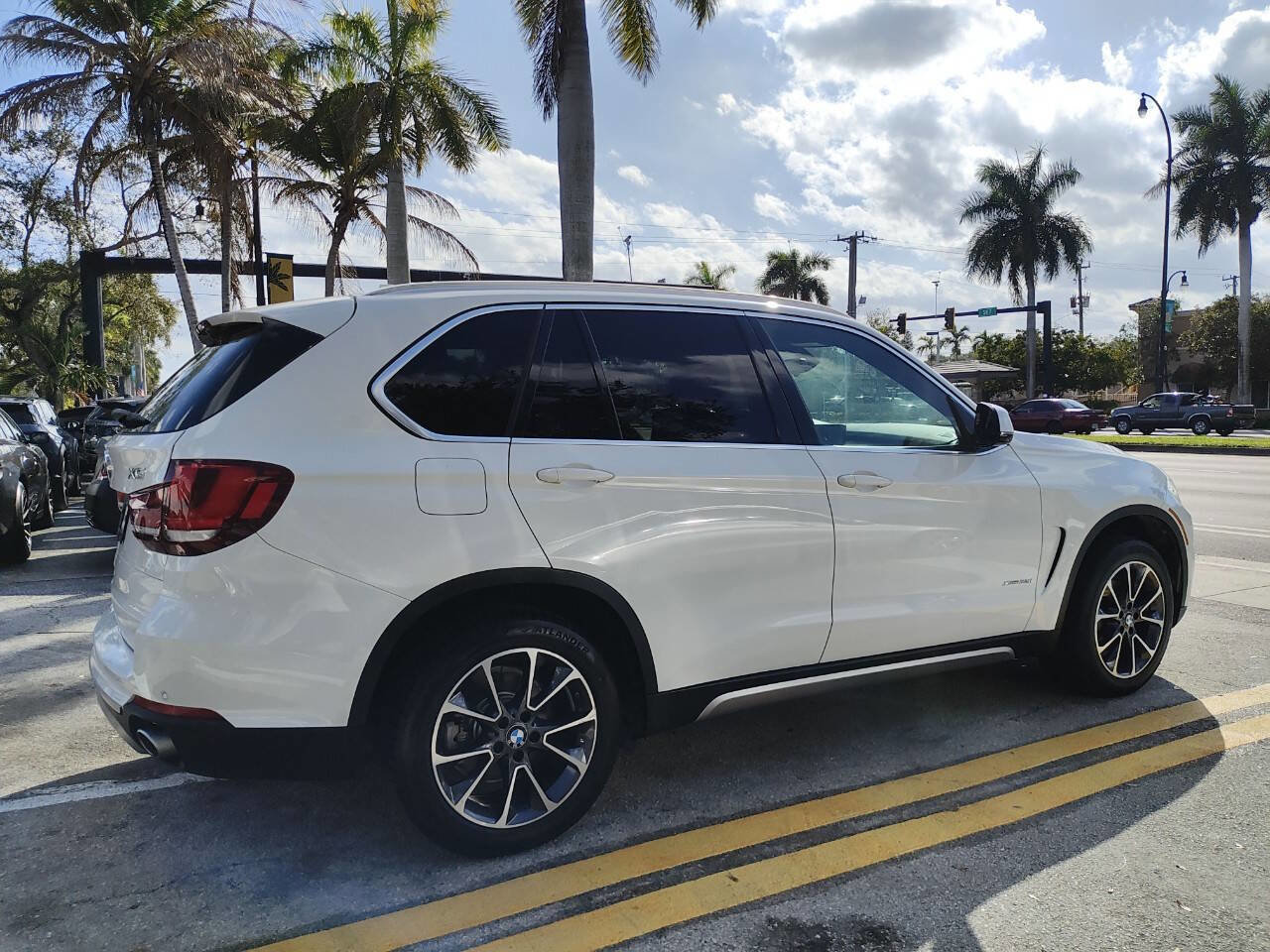 Used 2017 BMW X5 xDrive35i AWD/4WD image 11