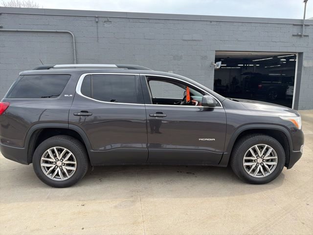 Used 2017 GMC Acadia SLE w/ Driver Alert Package I AWD/4WD image 3