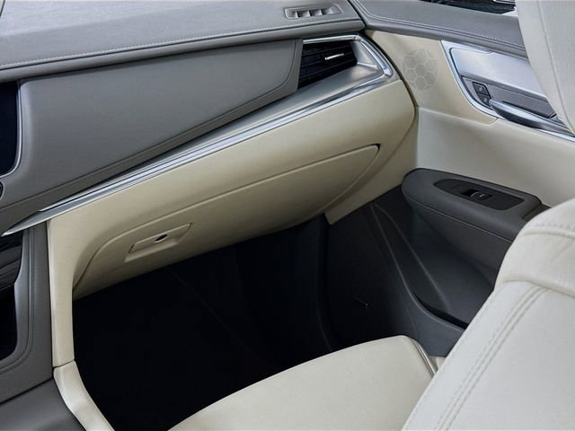 Used 2019 Cadillac XT5 Luxury image 25