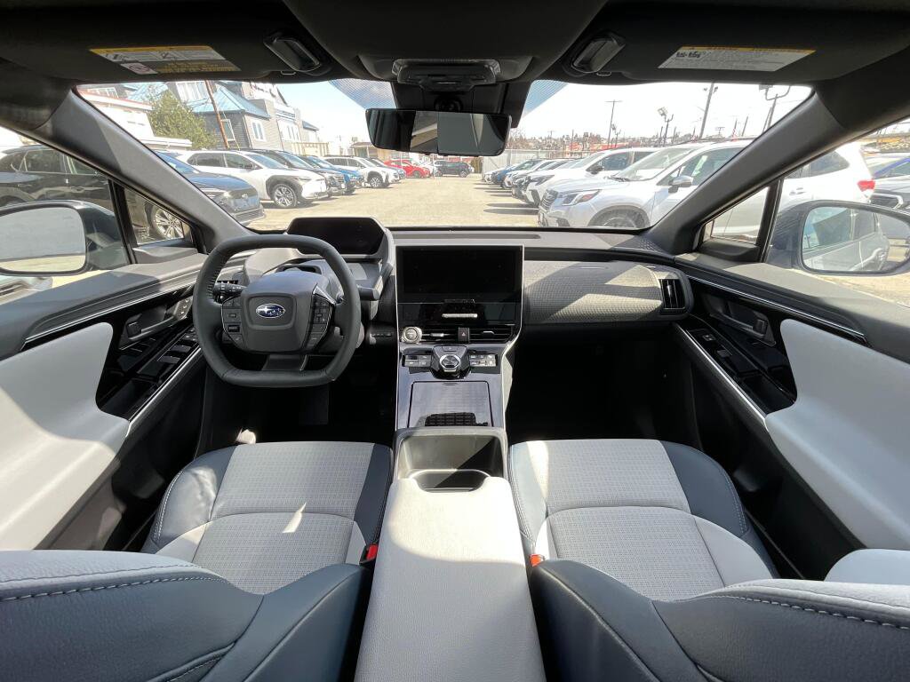 Certified 2025 Subaru Solterra AWD/4WD image 18