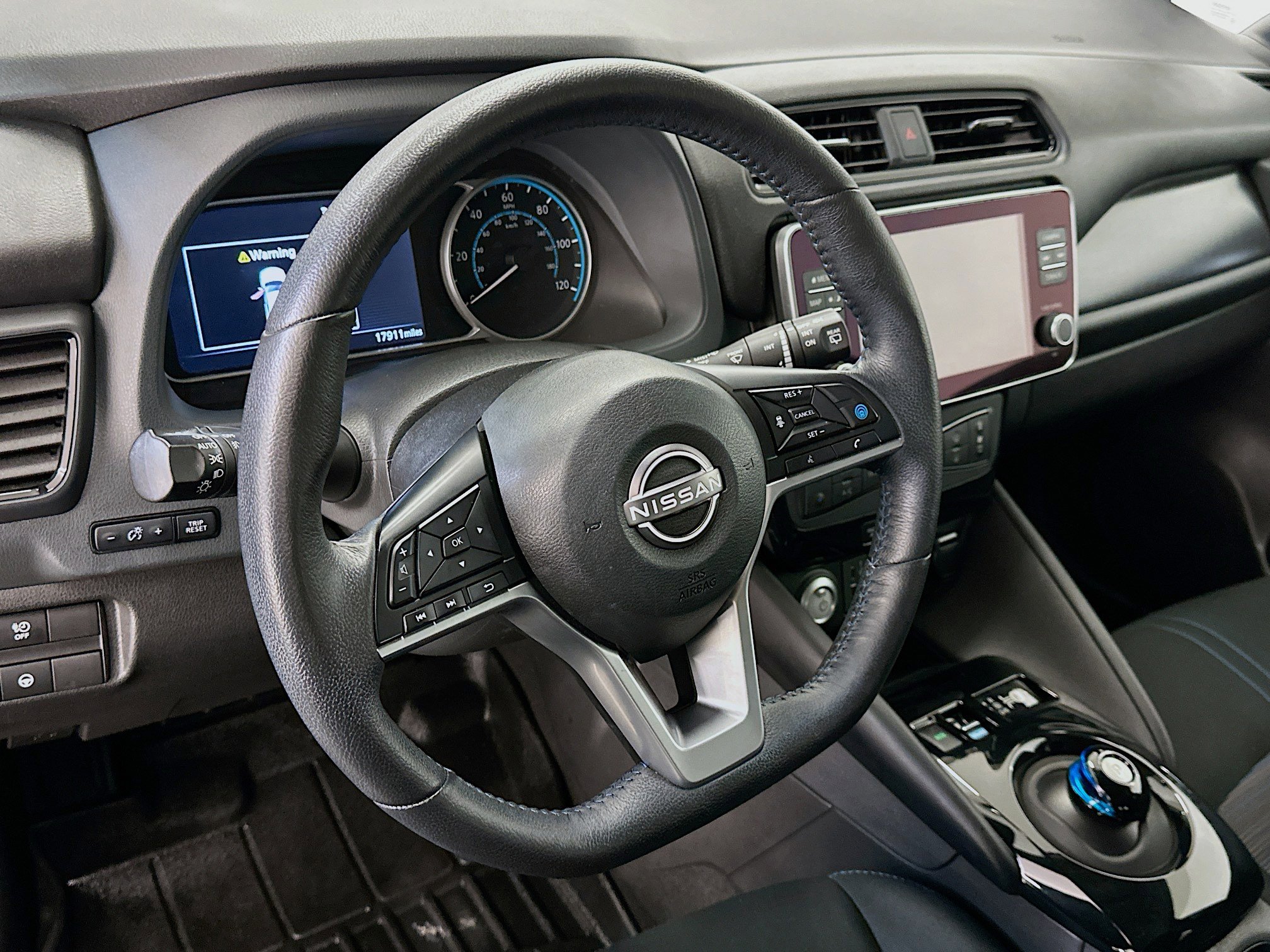 Used 2024 Nissan Leaf SV Plus FWD image 18