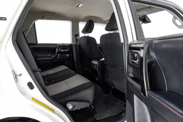 Used 2020 Toyota 4Runner TRD Off-Road AWD/4WD image 41