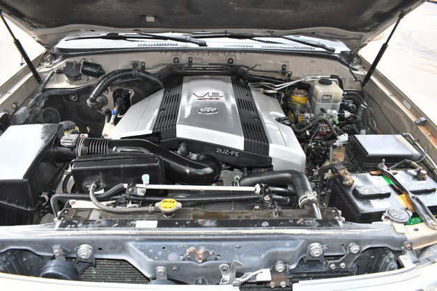 Used 2005 Toyota Land Cruiser image 30