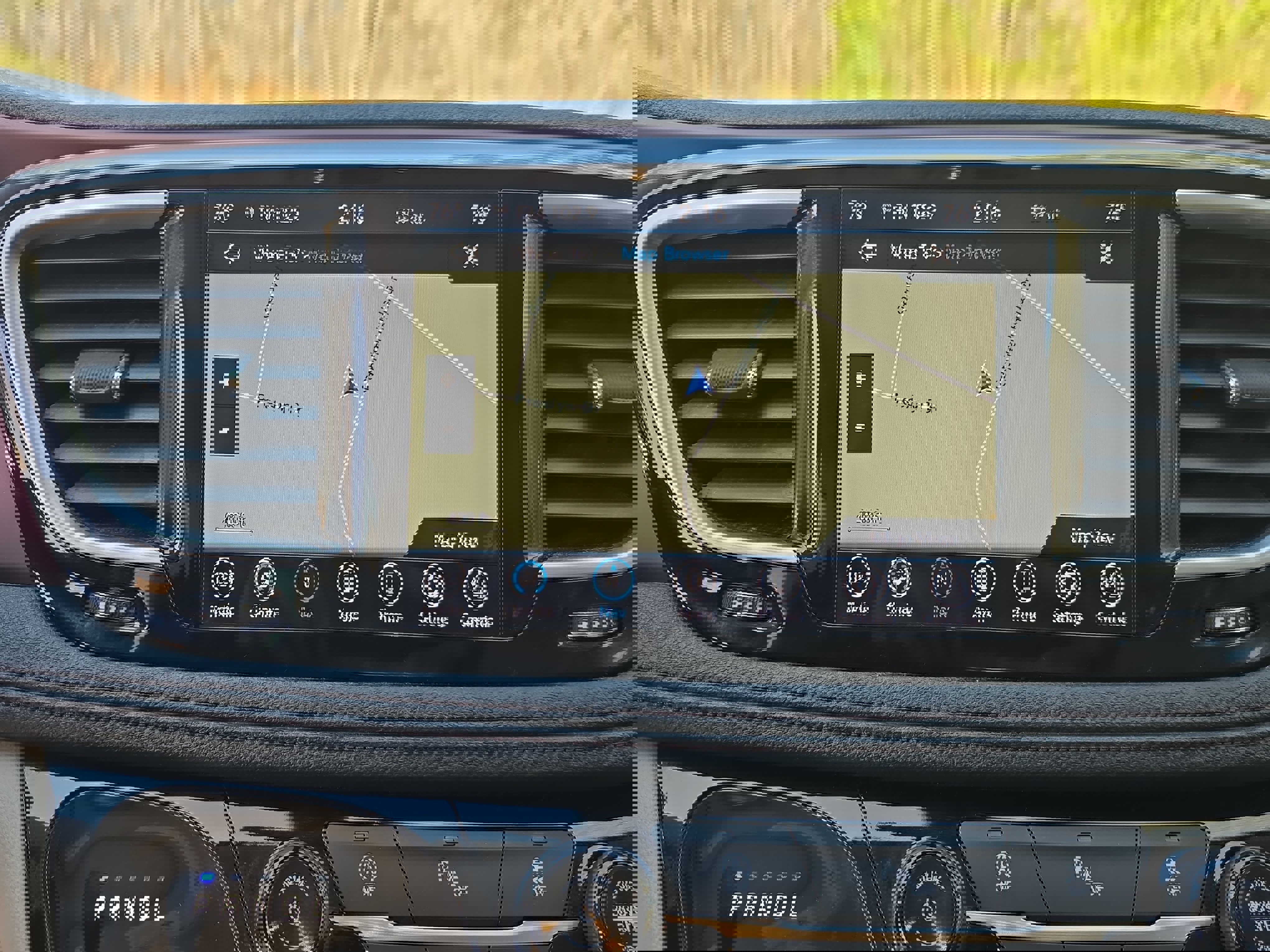 Used 2020 Chrysler Pacifica Limited image 21