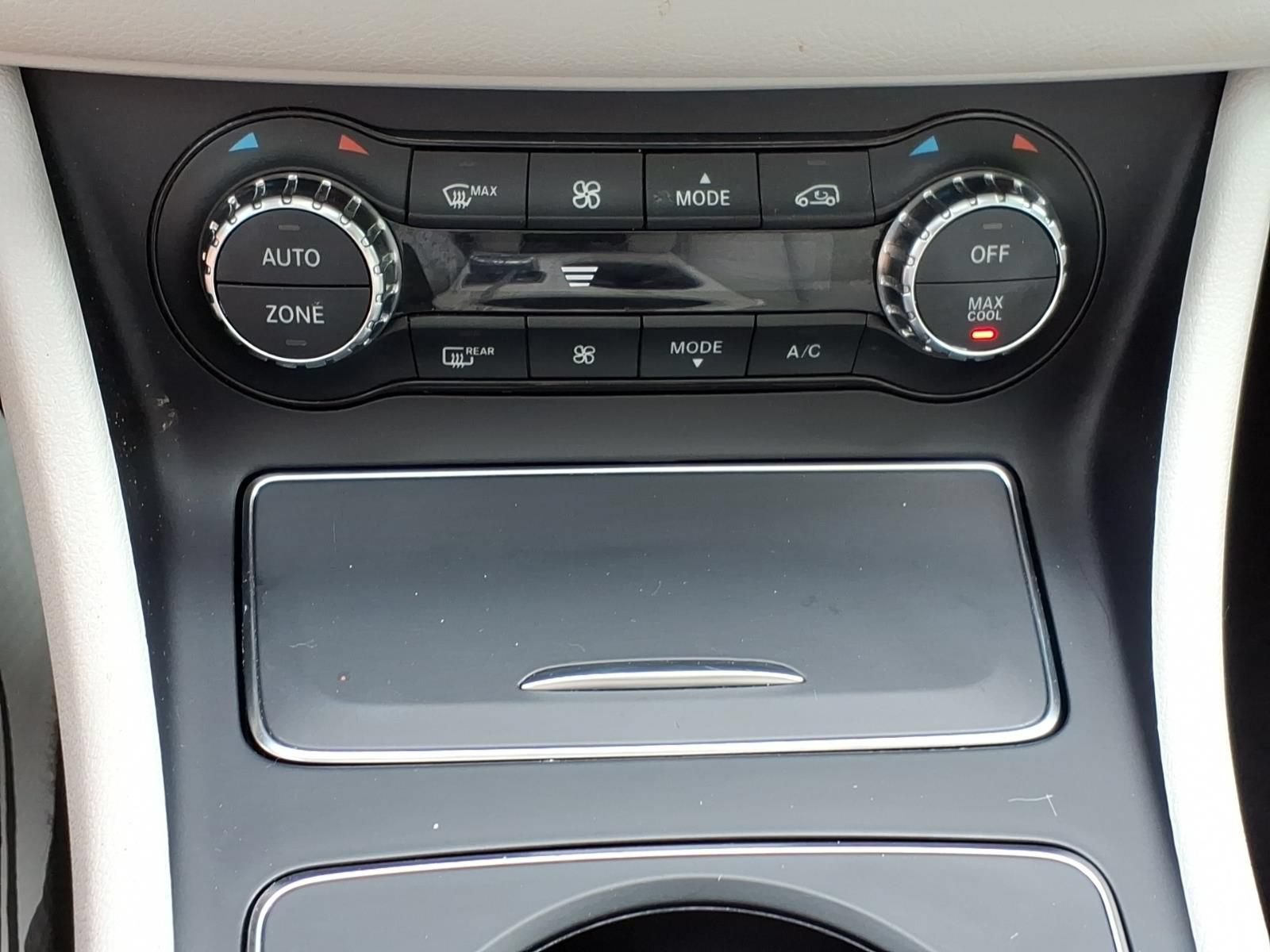 Certified 2018 Mercedes-Benz GLA 250 4MATIC image 21