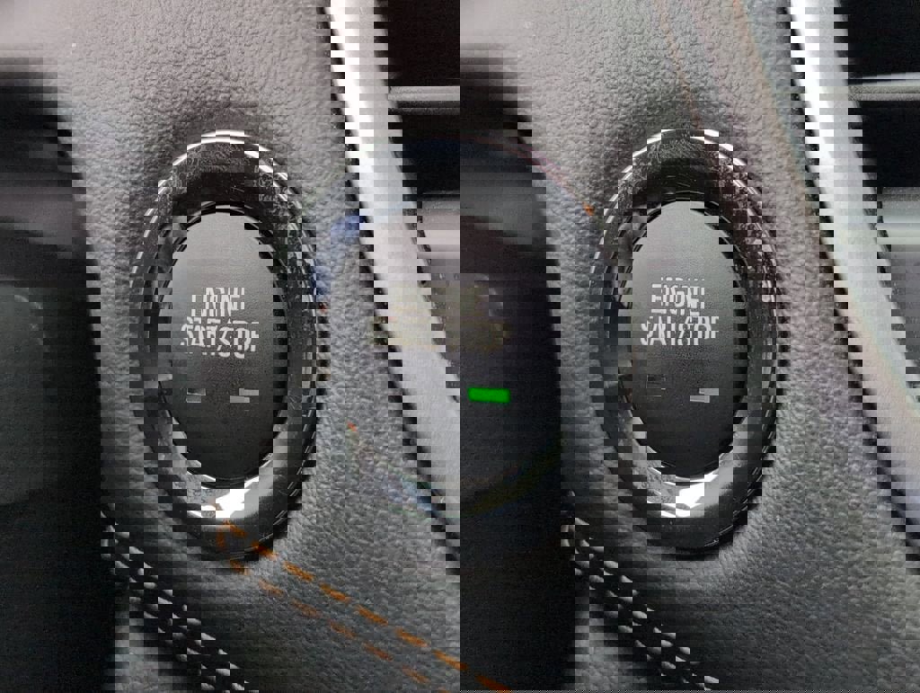 Used 2020 Chevrolet Trax LT w/ LT Convenience Package image 22