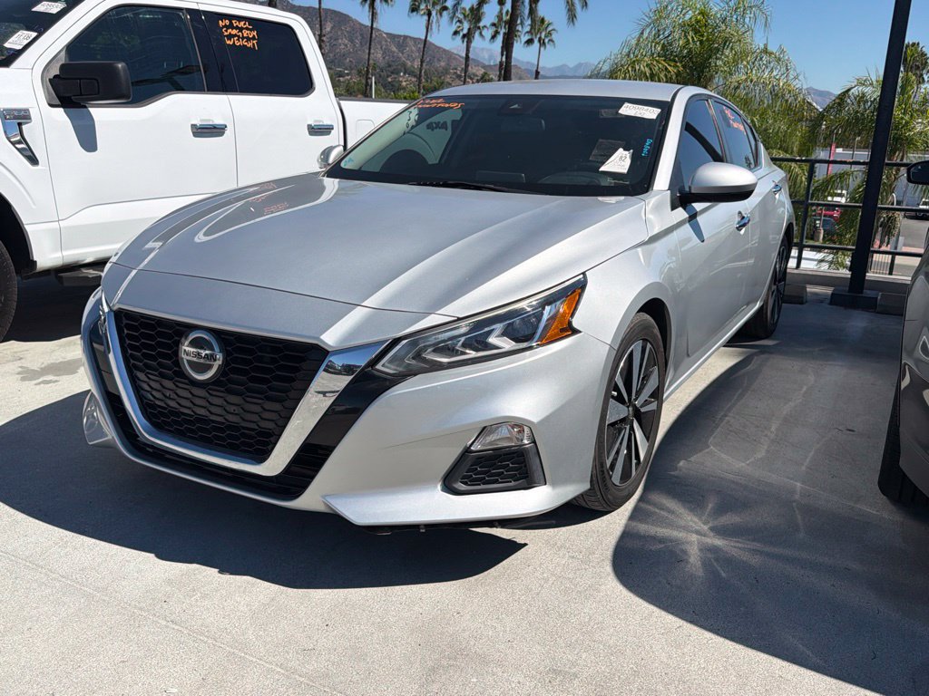Used 2021 Nissan Altima 2.5 SV FWD image 3