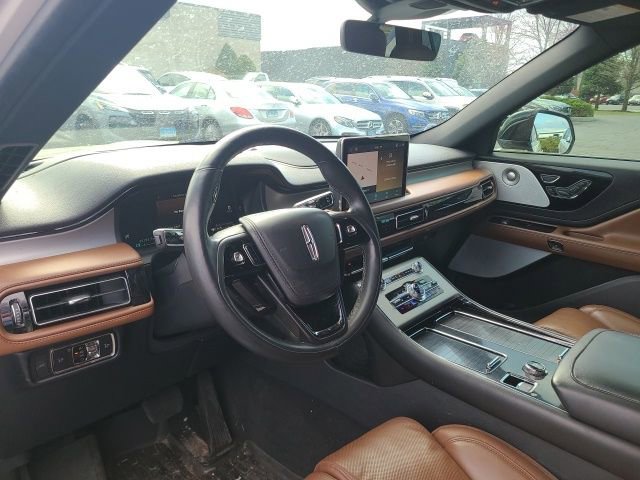 Used 2022 Lincoln Aviator Reserve w/ Equipment Group 201A image 7