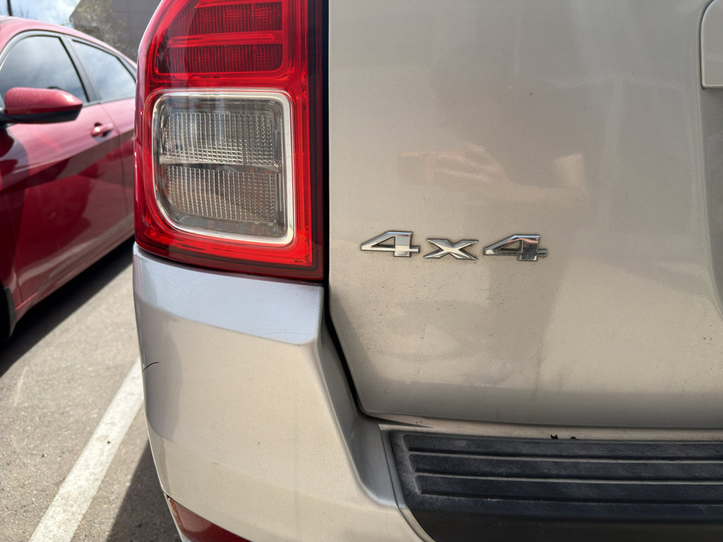 Used 2012 Jeep Compass Sport image 9