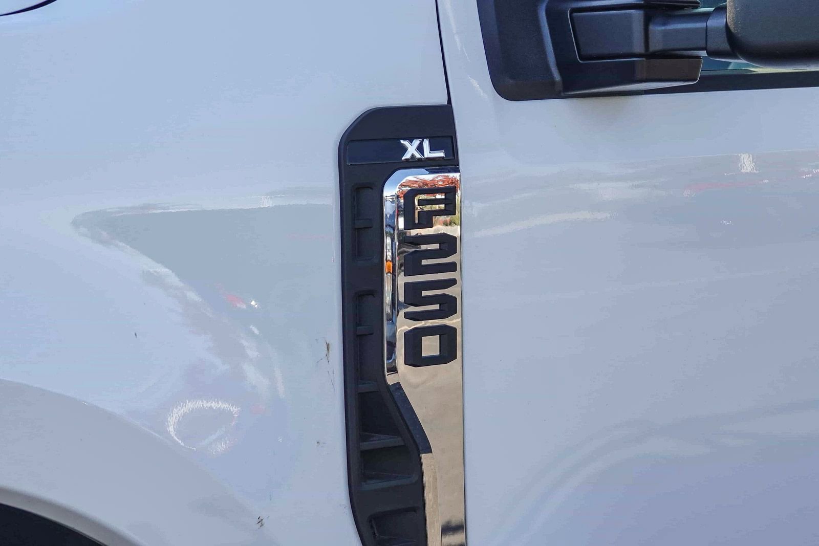 New 2026 Ford F250 XL w/ XL Chrome Package image 9