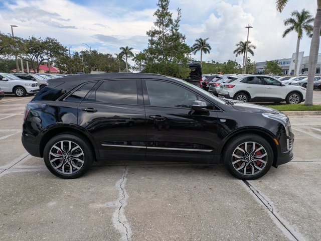 Used 2022 Cadillac XT5 Sportv w/ Platinum Package image 3