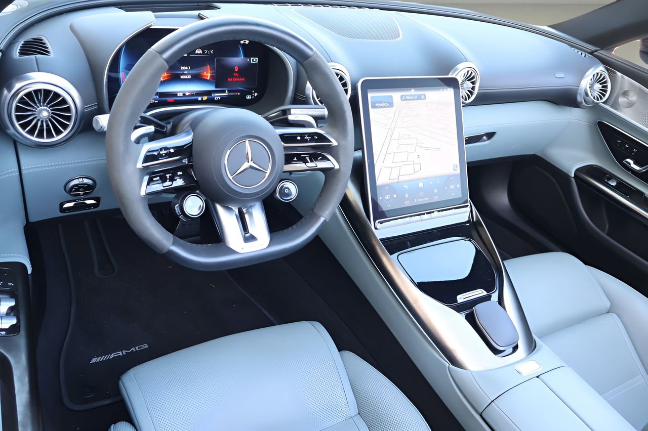 Used 2024 Mercedes-Benz SL 55 AMG 4MATIC image 14