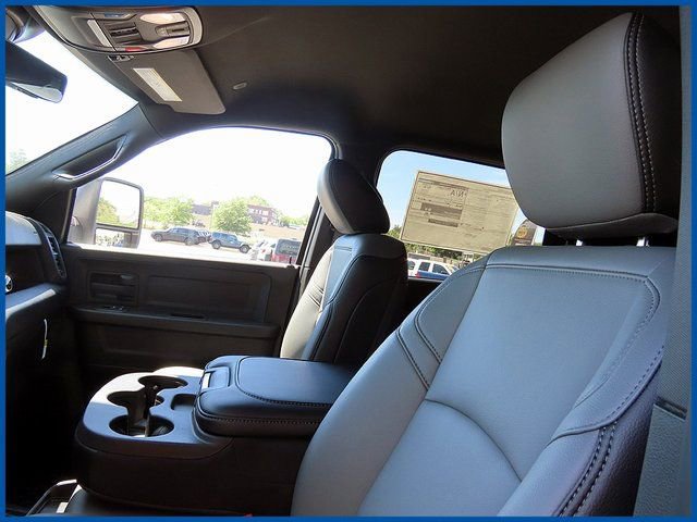 New 2025 RAM 5500 Tradesman AWD/4WD image 12