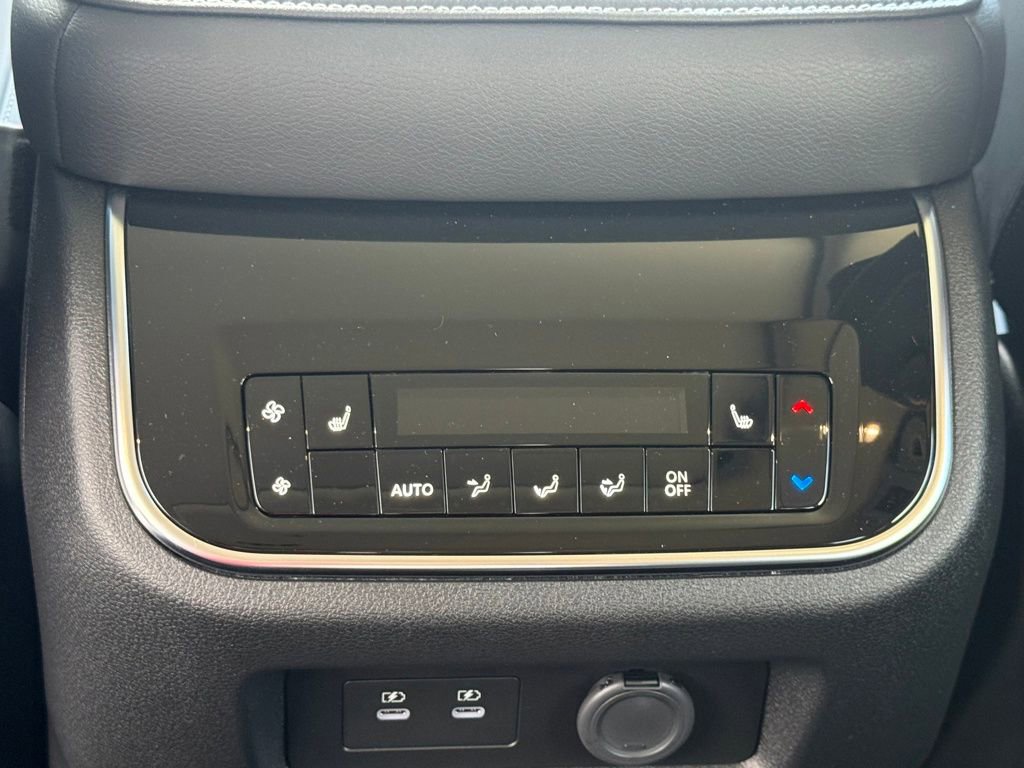 Used 2025 INFINITI QX80 Pure image 58