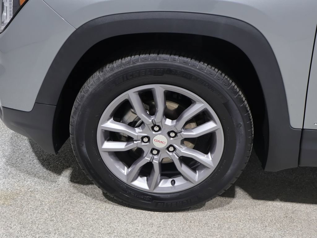 Used 2024 GMC Terrain SLT AWD/4WD image 8