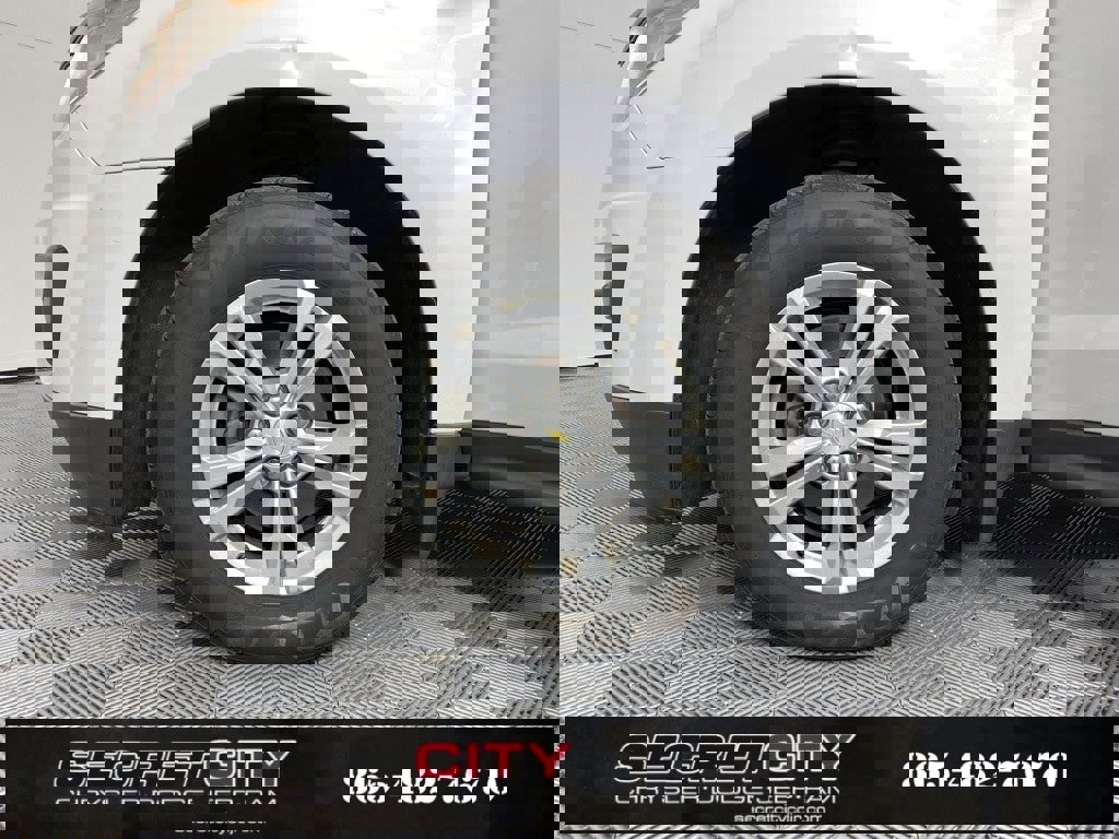 Used 2015 Chevrolet Equinox LS image 9