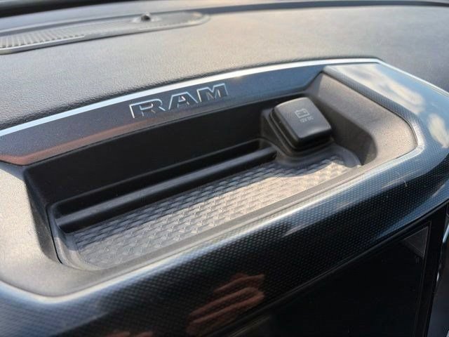 Used 2022 RAM 1500 Laramie w/ Sport Appearance Package AWD/4WD image 22