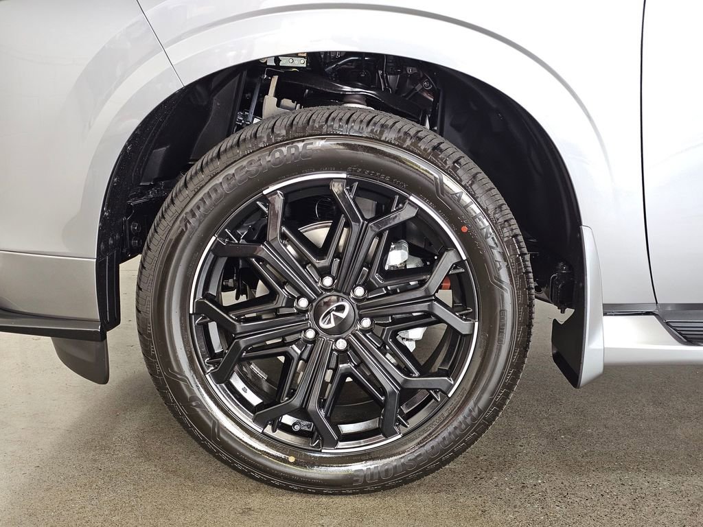 New 2026 INFINITI QX80 4WD image 9