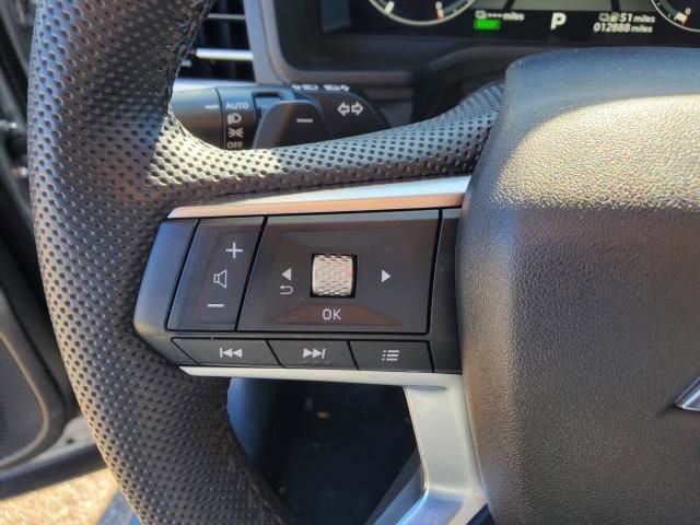 Used 2023 Mitsubishi Outlander SE image 27