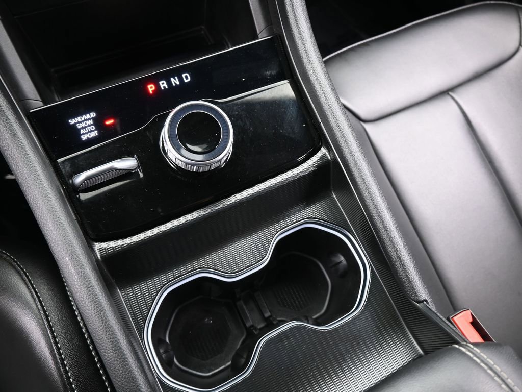 Used 2024 Jeep Grand Cherokee L Limited w/ Black Appearance Package image 27