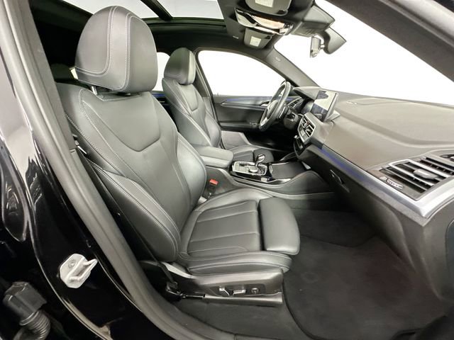 Used 2025 BMW X4 xDrive30i image 29
