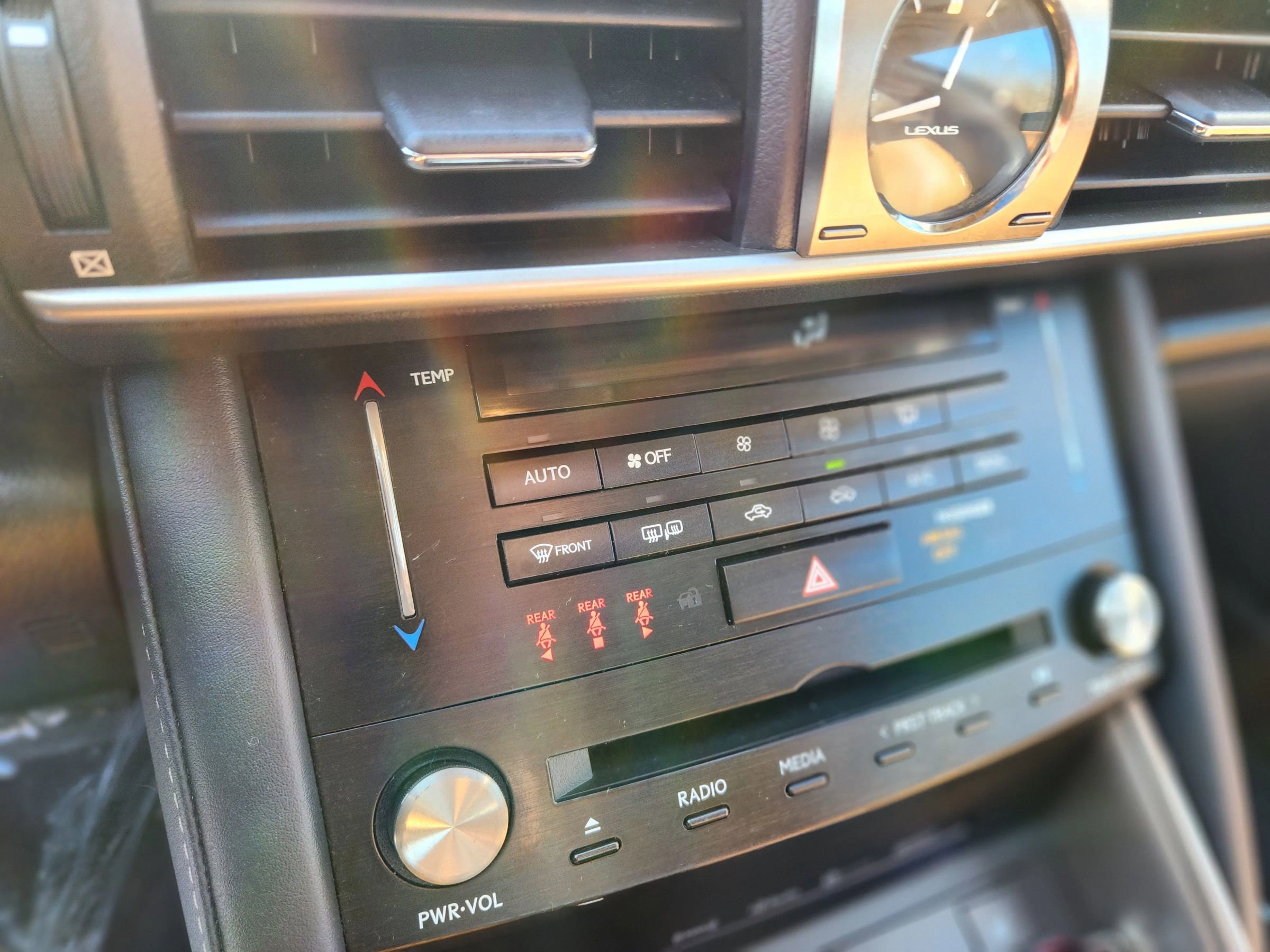 Used 2018 Lexus IS 300 AWD w/ Comfort Package image 25