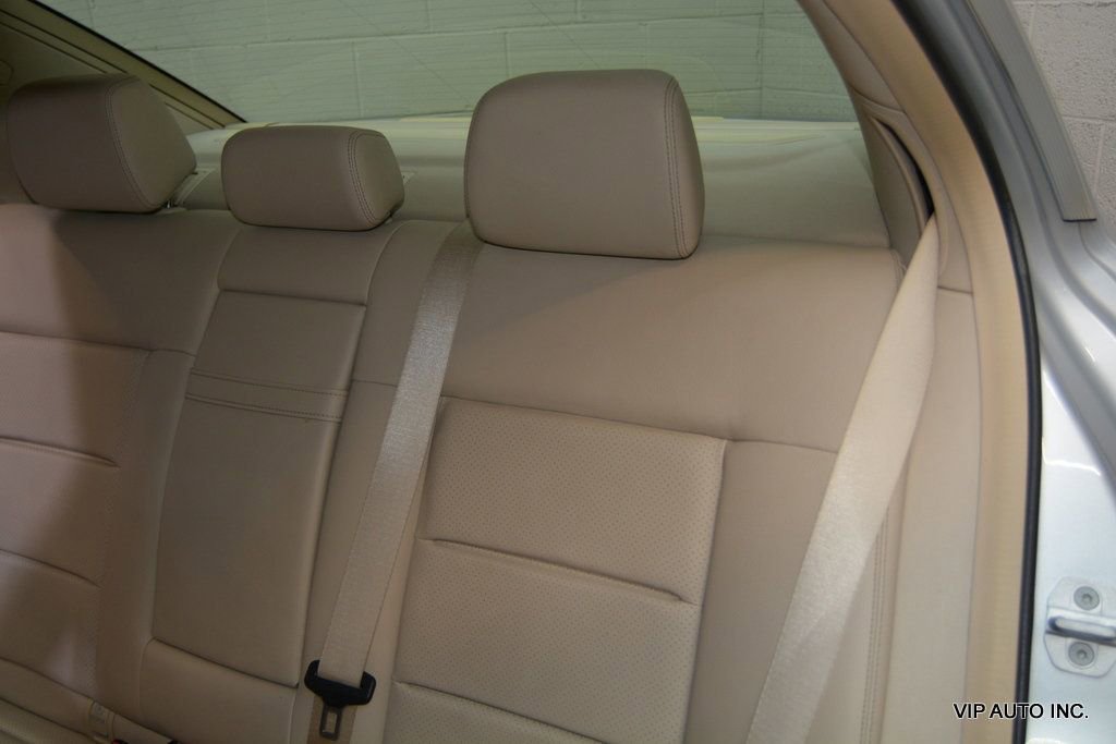 Used 2014 Mercedes-Benz E 350 Sedan image 22