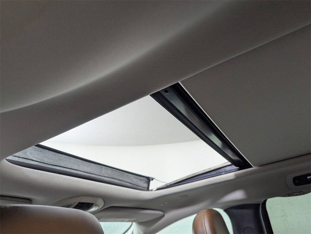 Used 2018 Chrysler Pacifica Limited w/ Advanced Safetytec Group image 24