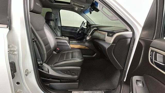 Used 2019 GMC Yukon XL Denali w/ Denali Ultimate Package AWD/4WD image 30