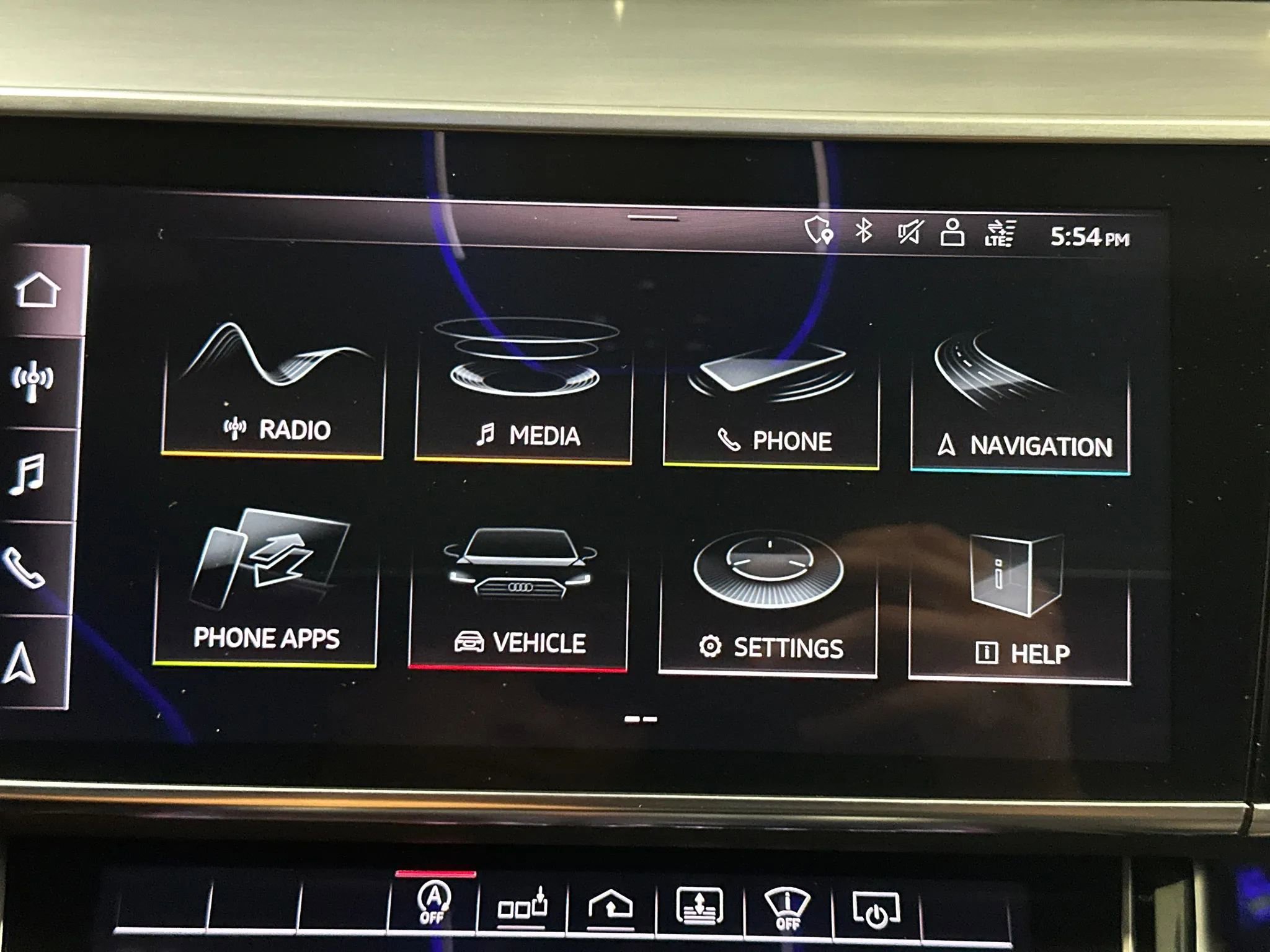 Used 2020 Audi A8 L 4.0T image 38