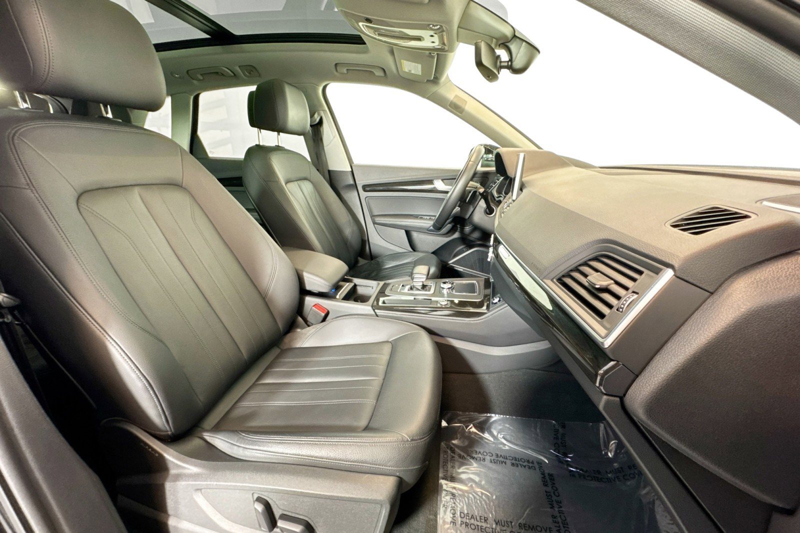 Used 2020 Audi Q5 e Premium Plus w/ Premium Plus Package image 27