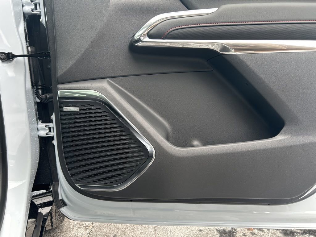 New 2026 Chevrolet Traverse RS image 15