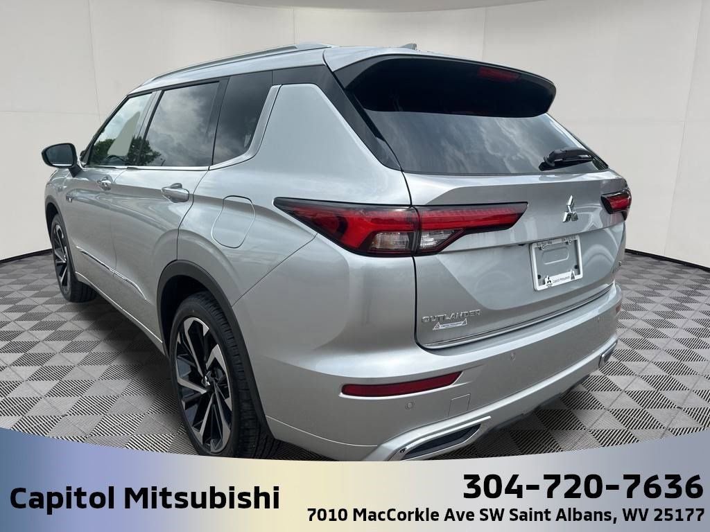 New 2025 Mitsubishi Outlander SEL image 6