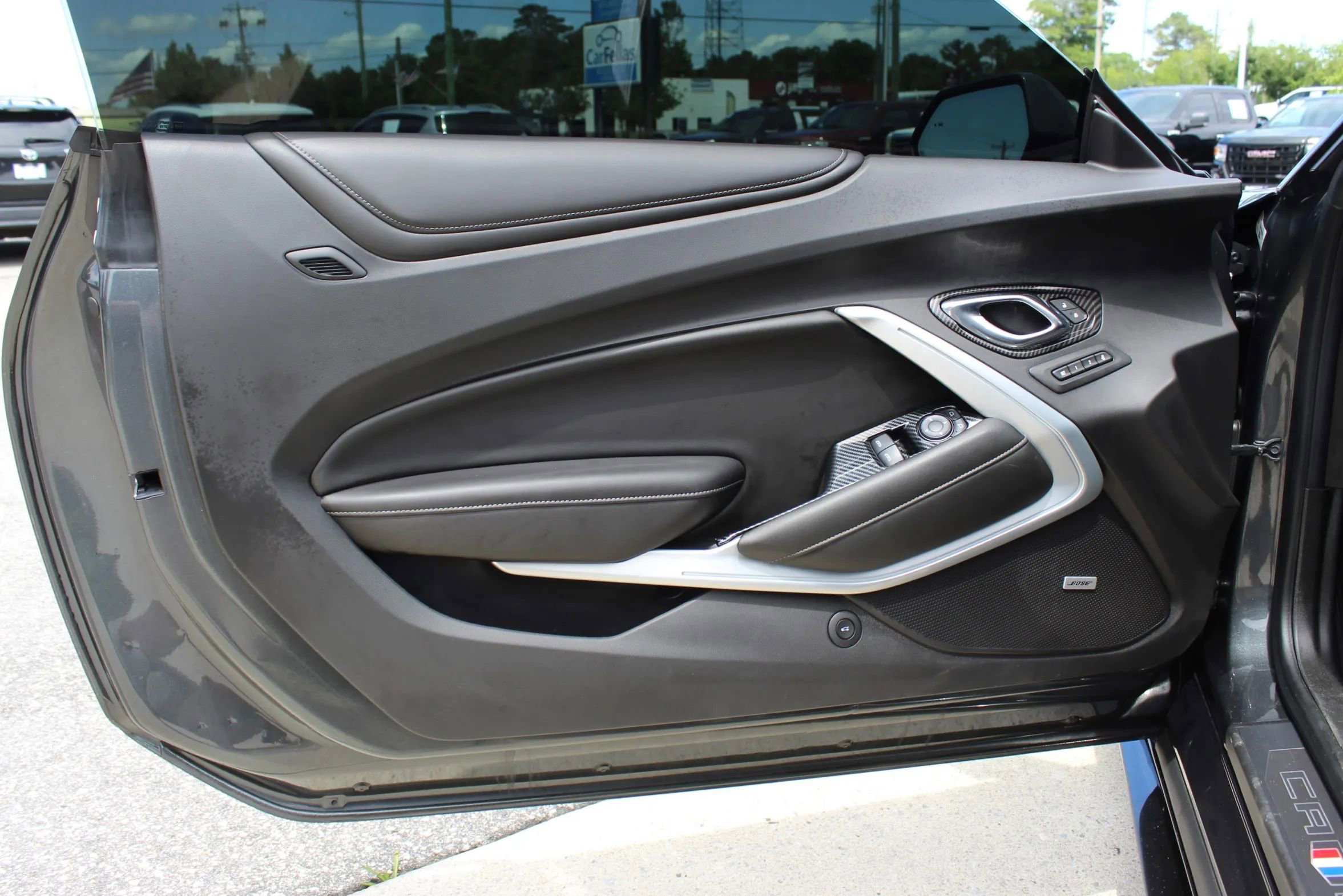 Used 2016 Chevrolet Camaro SS RWD image 10