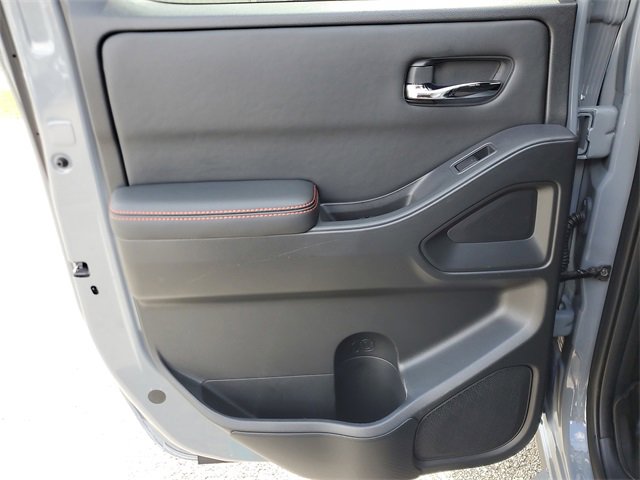 Used 2023 Nissan Frontier PRO-4X w/ Pro Convenience Package image 13