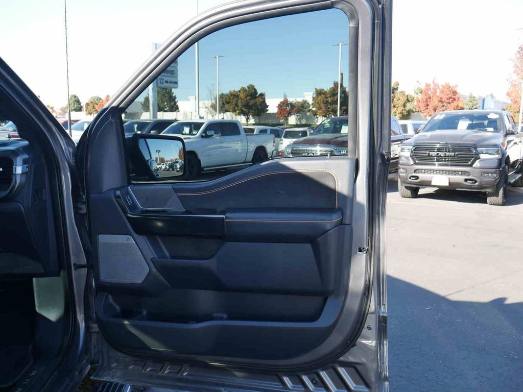 Used 2023 Ford F150 Platinum image 31