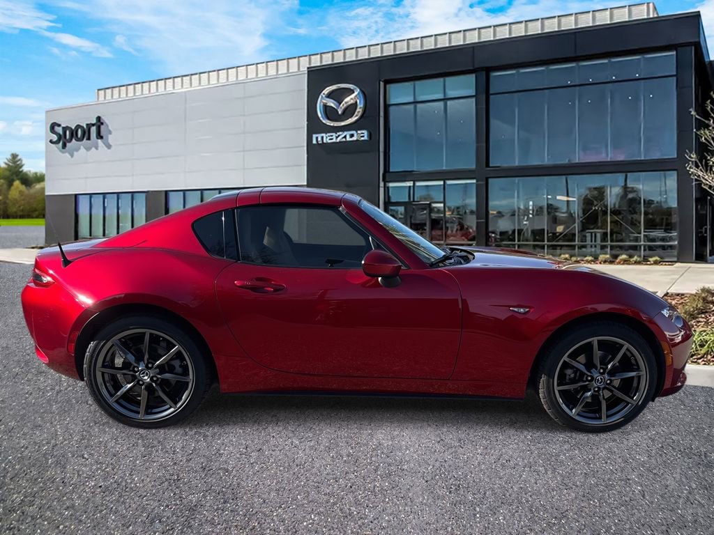 Used 2019 MAZDA MX-5 Miata RF Grand Touring image 2