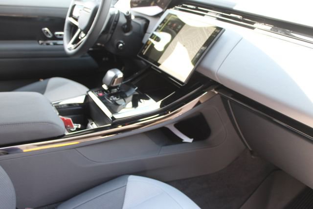 New 2025 Land Rover Range Rover Sport SV Edition Two image 25