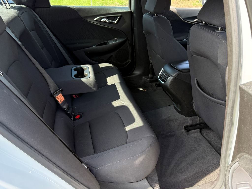 Used 2023 Chevrolet Malibu LT image 12