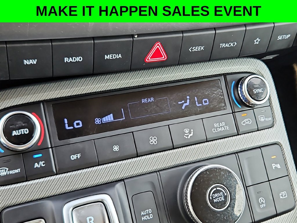 Used 2025 Hyundai Palisade SEL FWD image 17