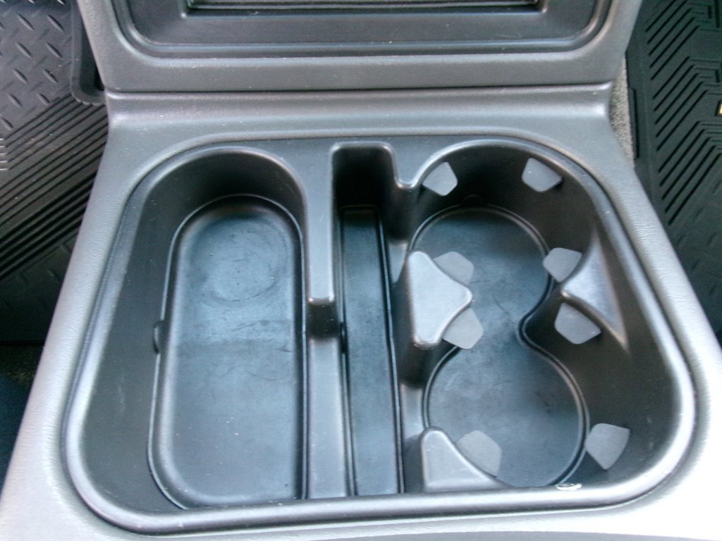 Used 2003 Chevrolet Avalanche 4x4 w/ Suspension Package, Off-Road image 36