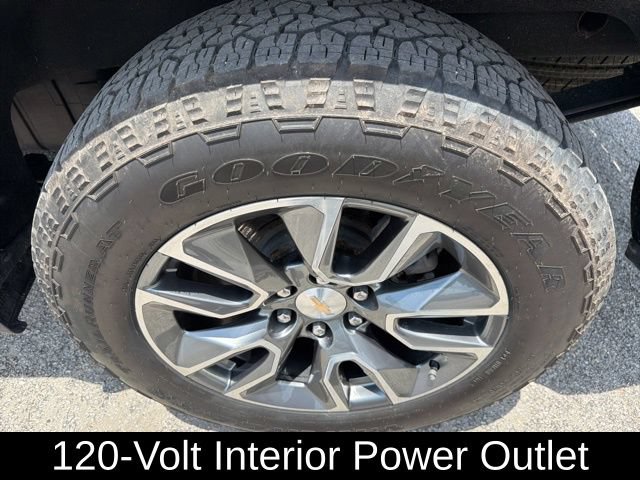 Used 2024 Chevrolet Silverado 1500 LT AWD/4WD image 13