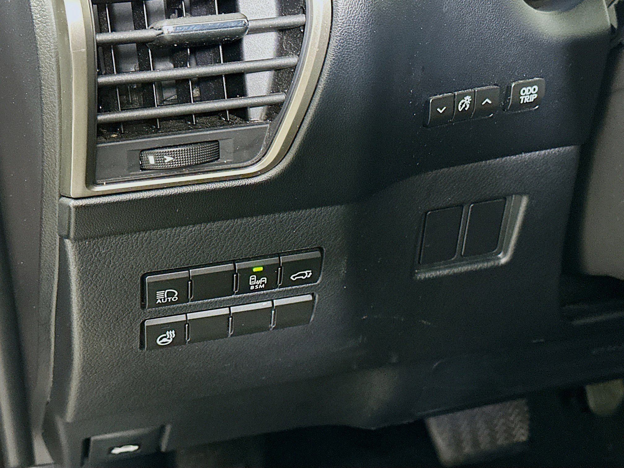 Used 2021 Lexus NX 300h AWD w/ Premium Package image 17