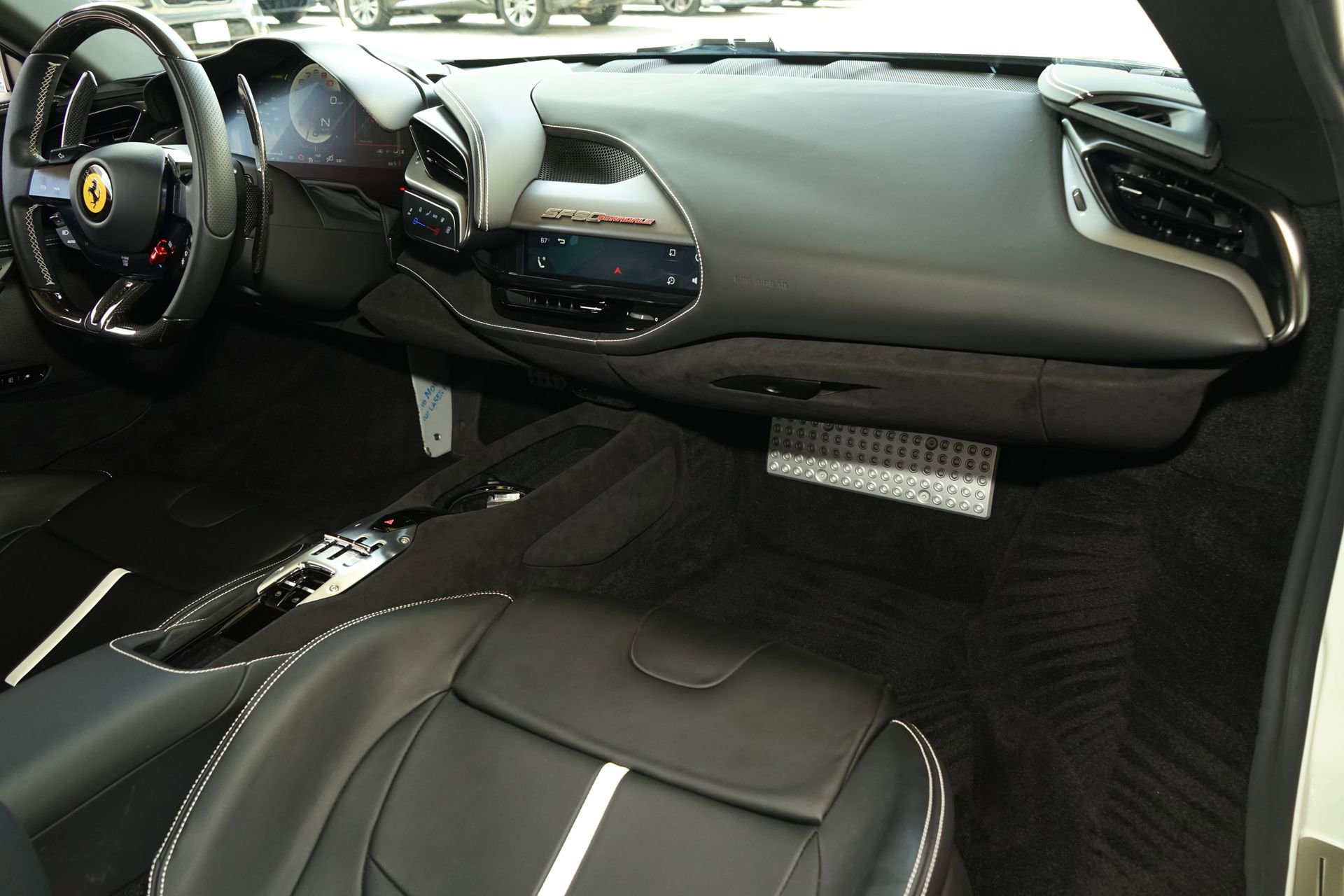 Used 2022 Ferrari SF90 Stradale image 16