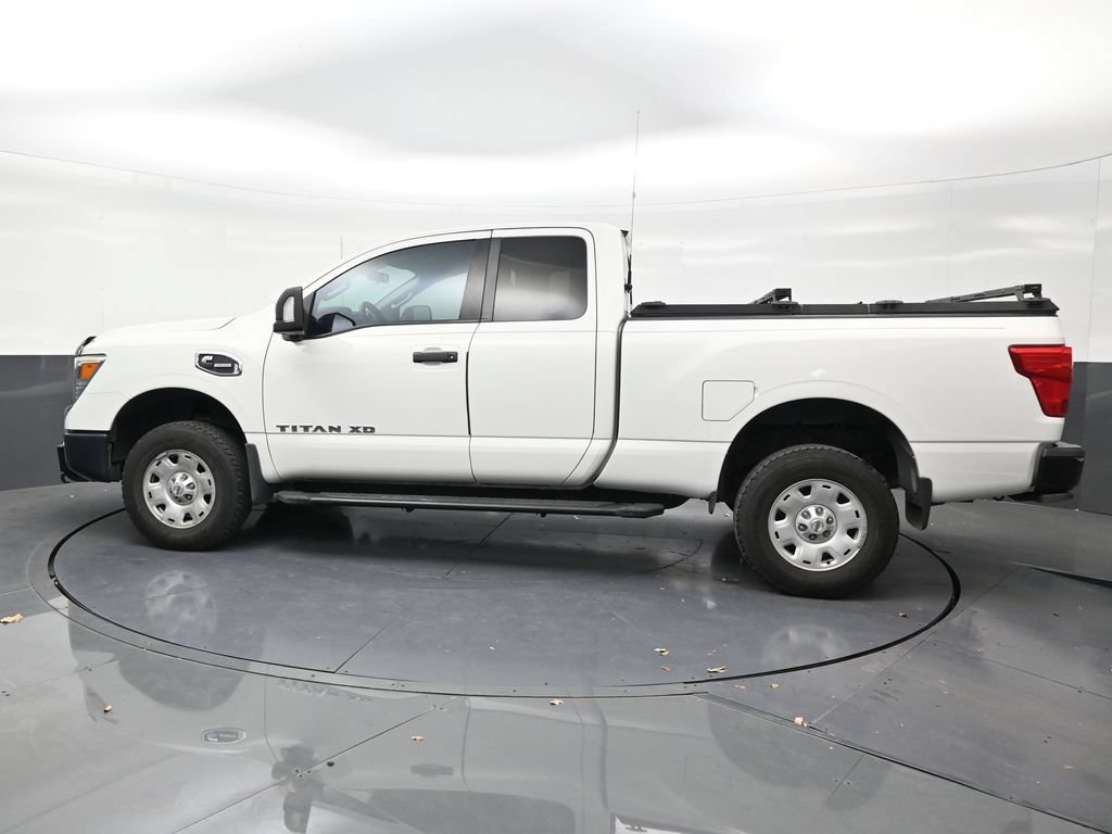 Used 2017 Nissan Titan S AWD/4WD image 2