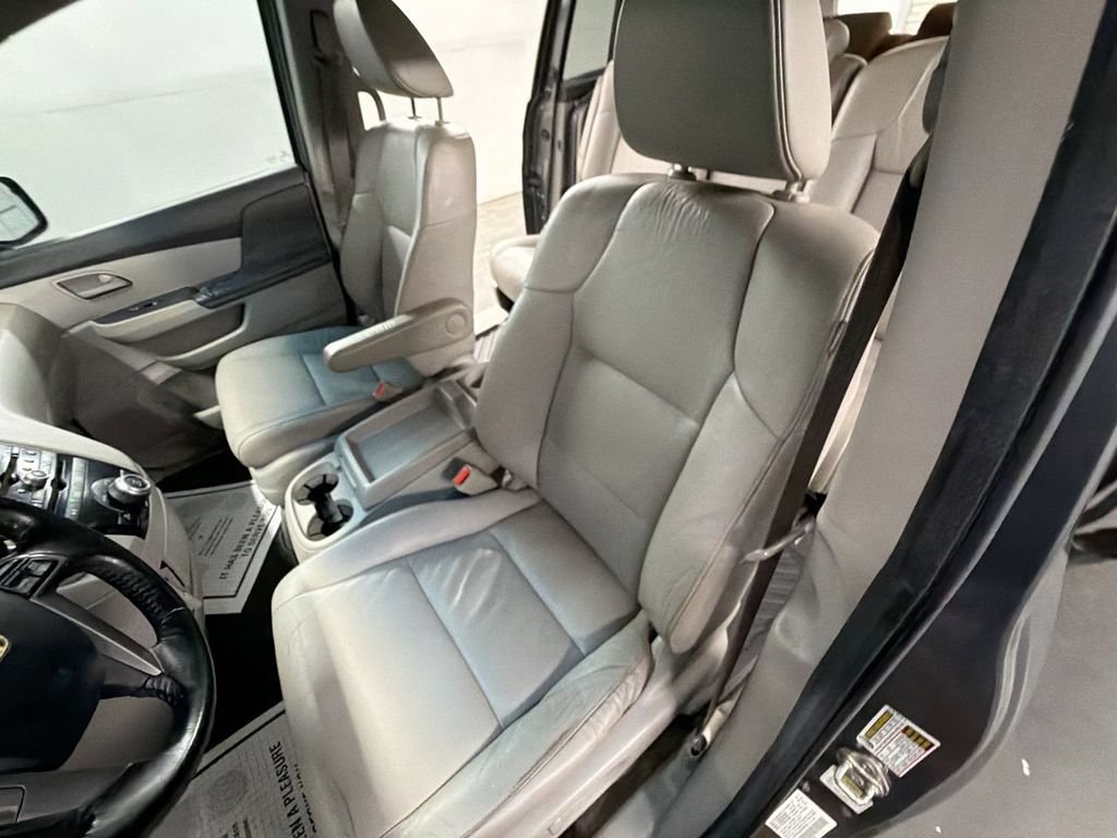 Used 2012 Honda Odyssey EX-L image 18