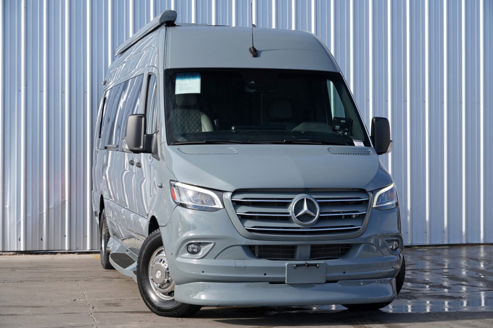 Used 2023 Mercedes-Benz Sprinter 3500 w/ Parking Package image 4