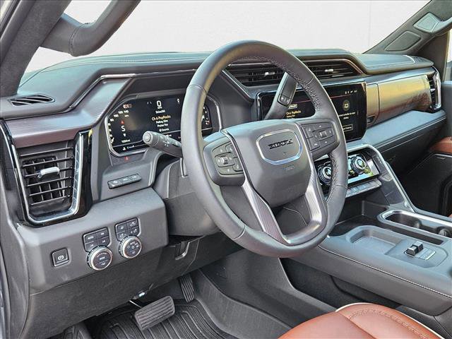 Used 2025 GMC Sierra 2500 Denali Ultimate image 10